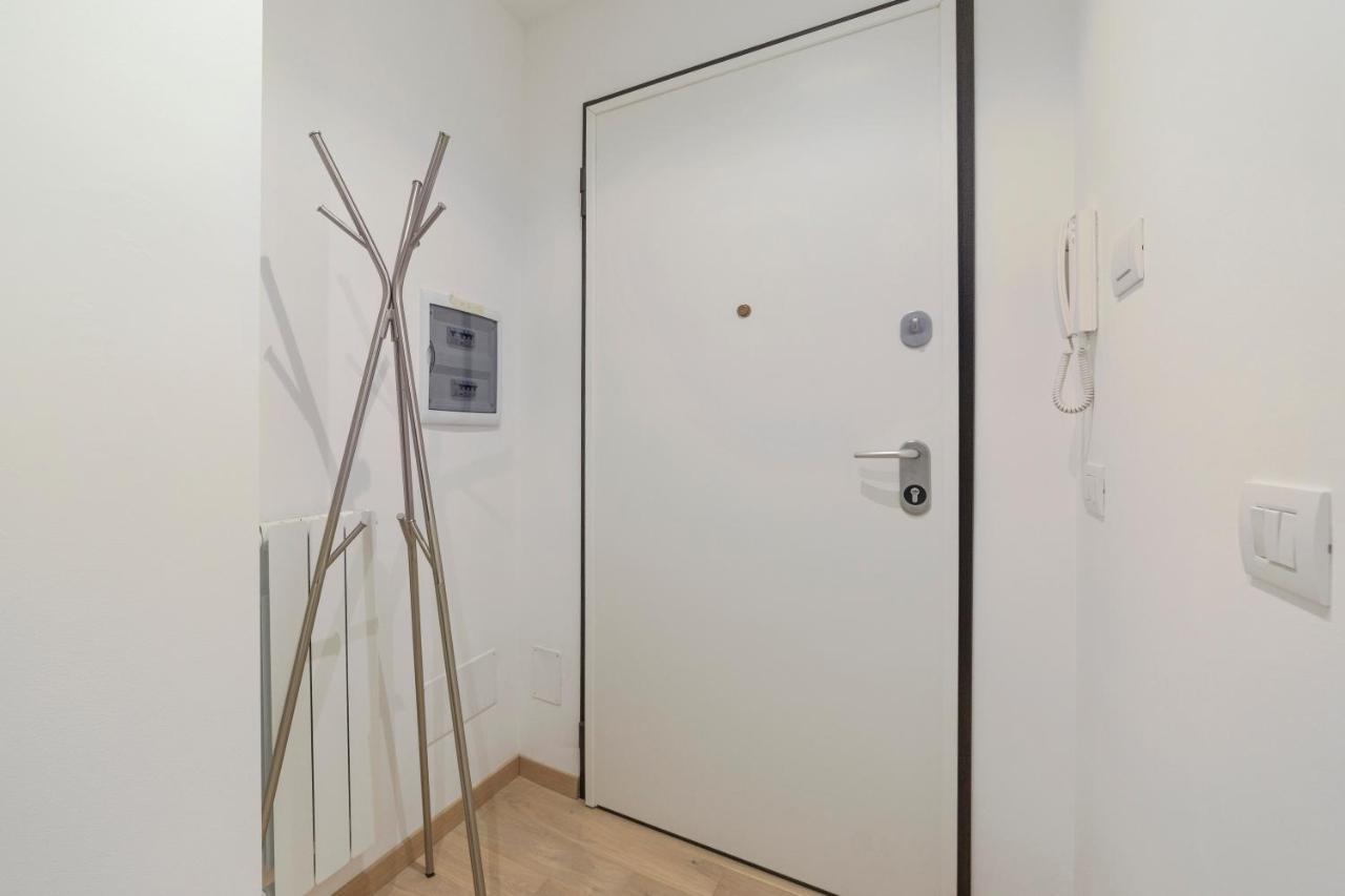 Milano Cosy Apt With Balcony! Exterior photo